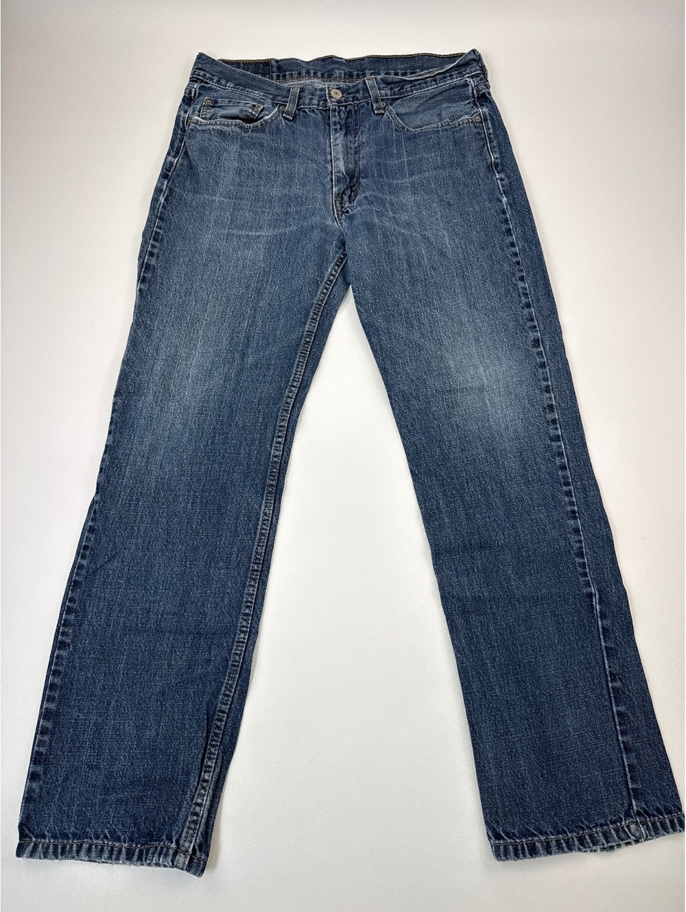 Levi's 514 Straight Fit Jeans in Medium Blue Wash, Size W33 L32